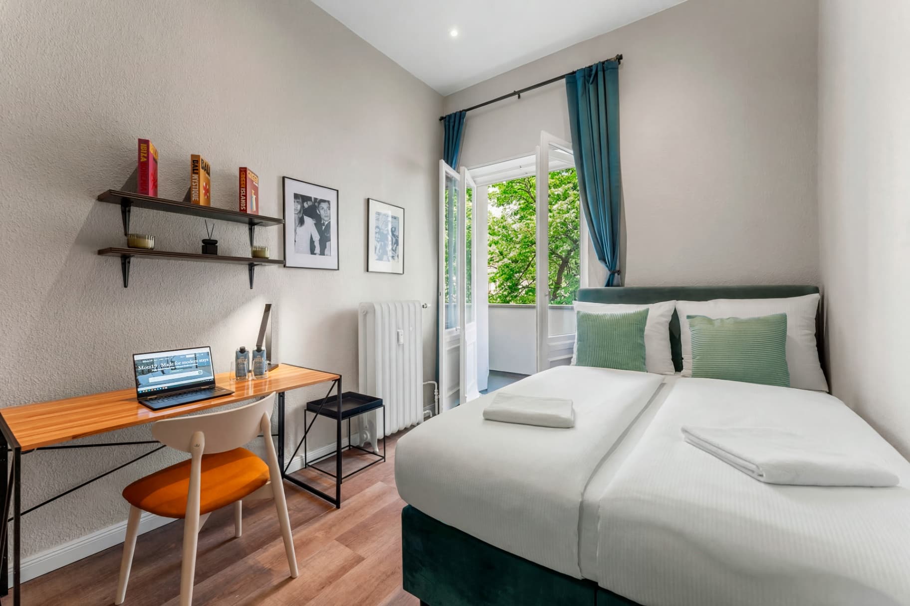 Studio with Kitchenette, Queen Size Bed and Balcony - view 1